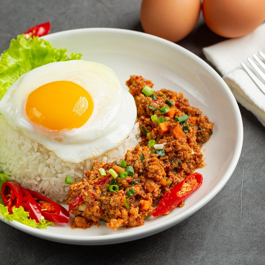 (Product 11) Apricot-Glazed Chicken Breast with Creamy Caesar Broccoli Main image