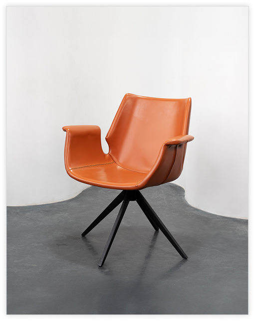 Old Fashion JetSet Companions Suit