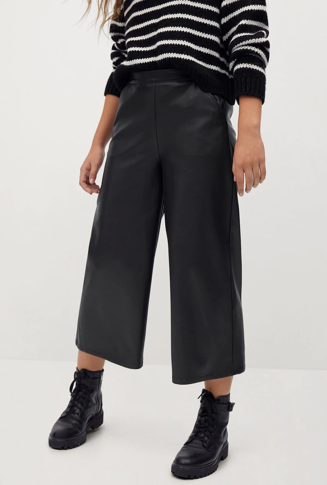 (Product 07) Sample - Kids For Sale